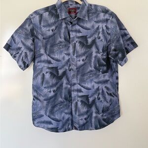 UNTUCKit Men's Navy Leaf Print Shirt